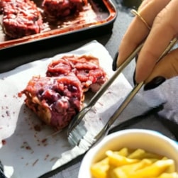 PEGADOR CARNES INOX